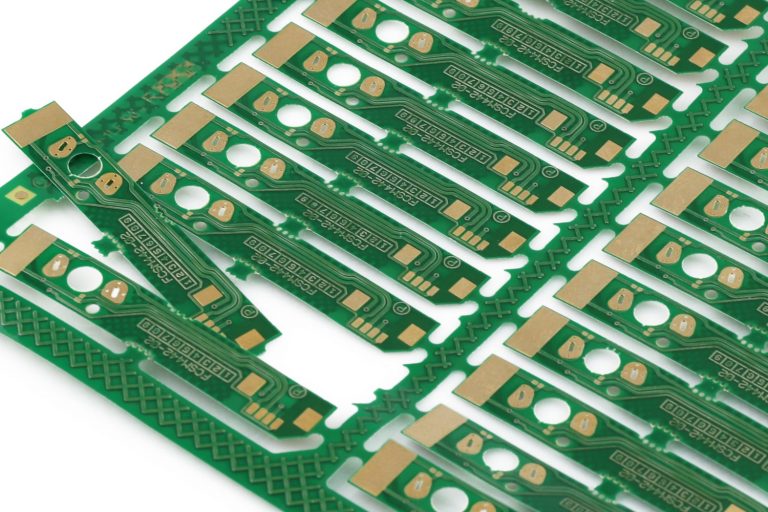 激光切割机不同的光源对PCB分板的影响